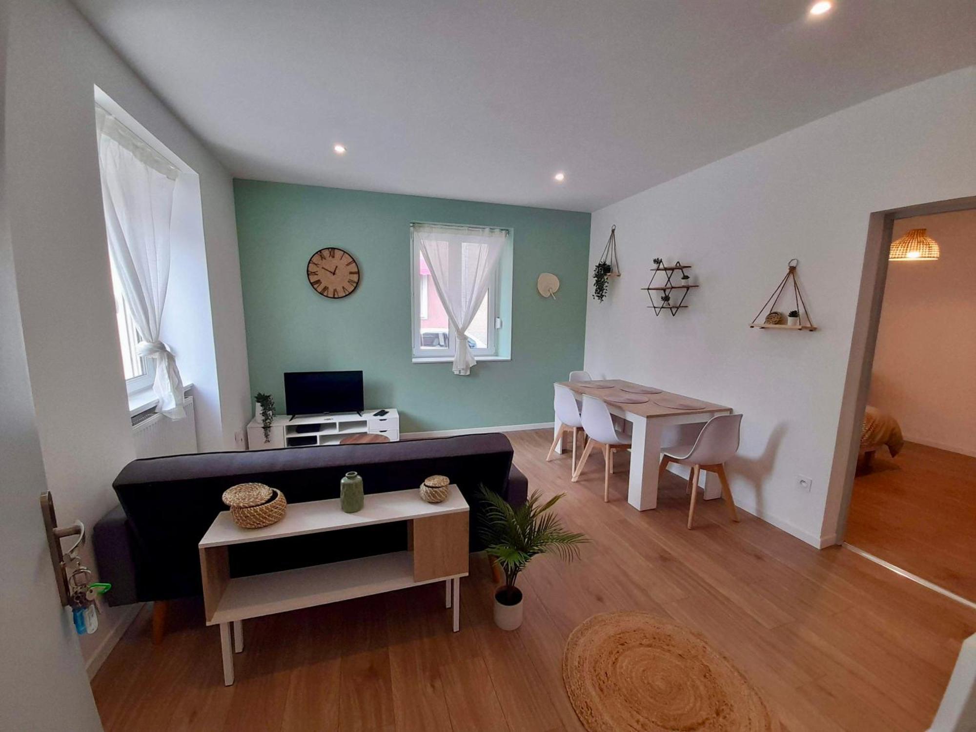 T2 Spacieux Et Confortable Mulhouse Esterno foto